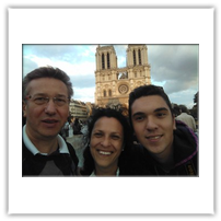 selfie a Parigi con Adriana e Giovanni, agosto 2014